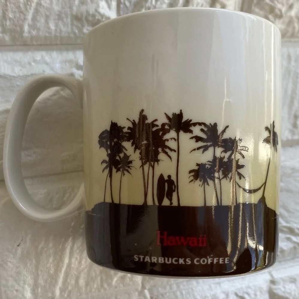 STARBUCKS 2011 collection Hawaii Coffee Mug 16 oz